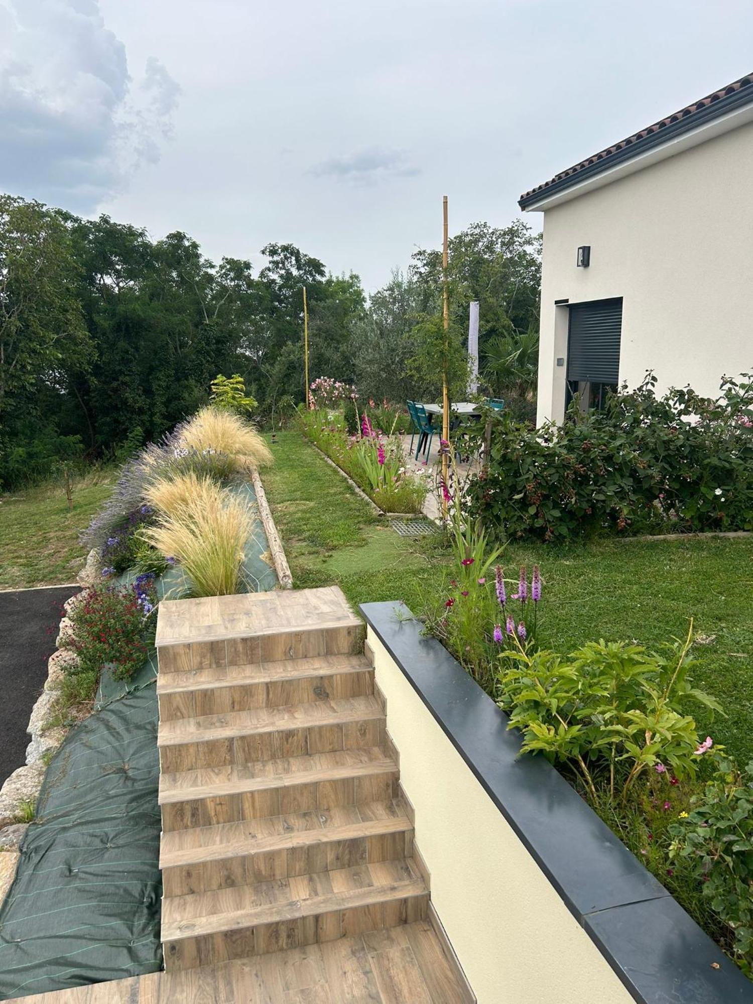 L'Alphonsine Veyre-Monton Exterior foto