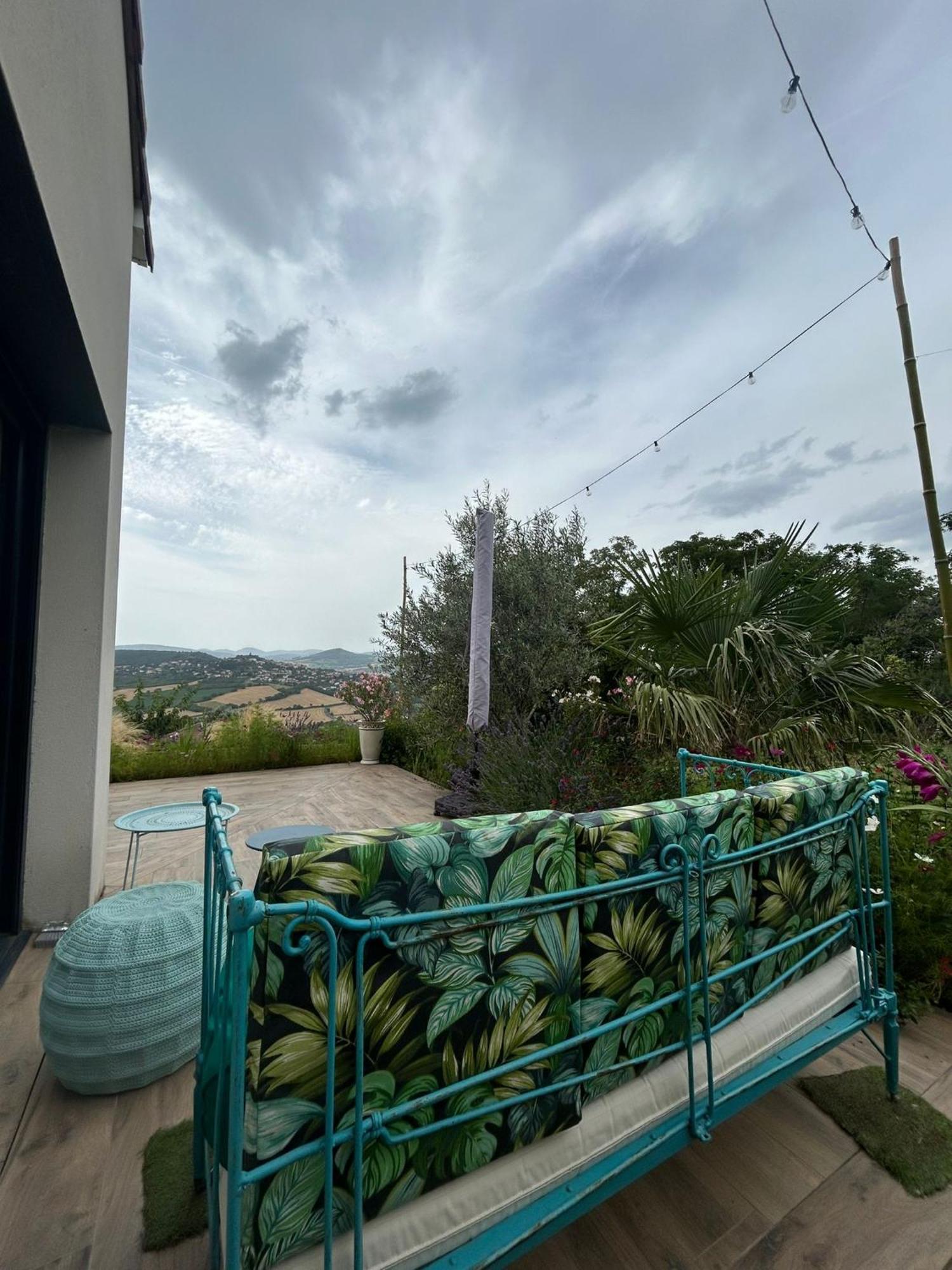 L'Alphonsine Veyre-Monton Exterior foto